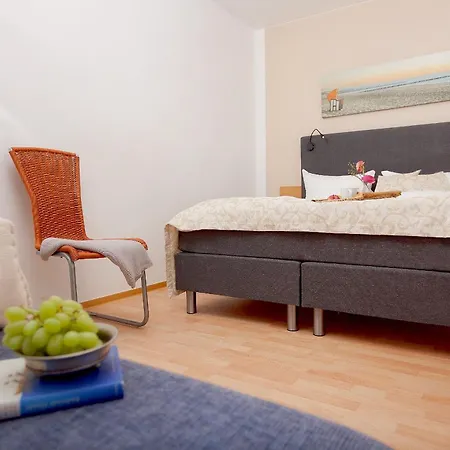 Ahlbecker Hoehe App Strandkorb Херингсдорф